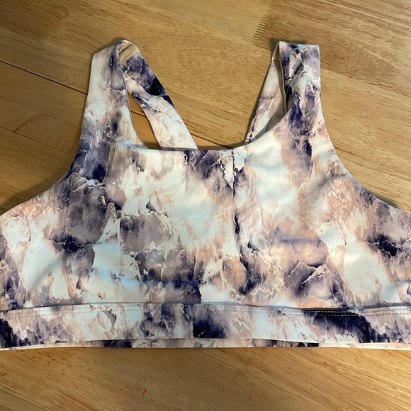 Lot of 2 Old Navy Girls XL sports bras - Picture 5 of 6